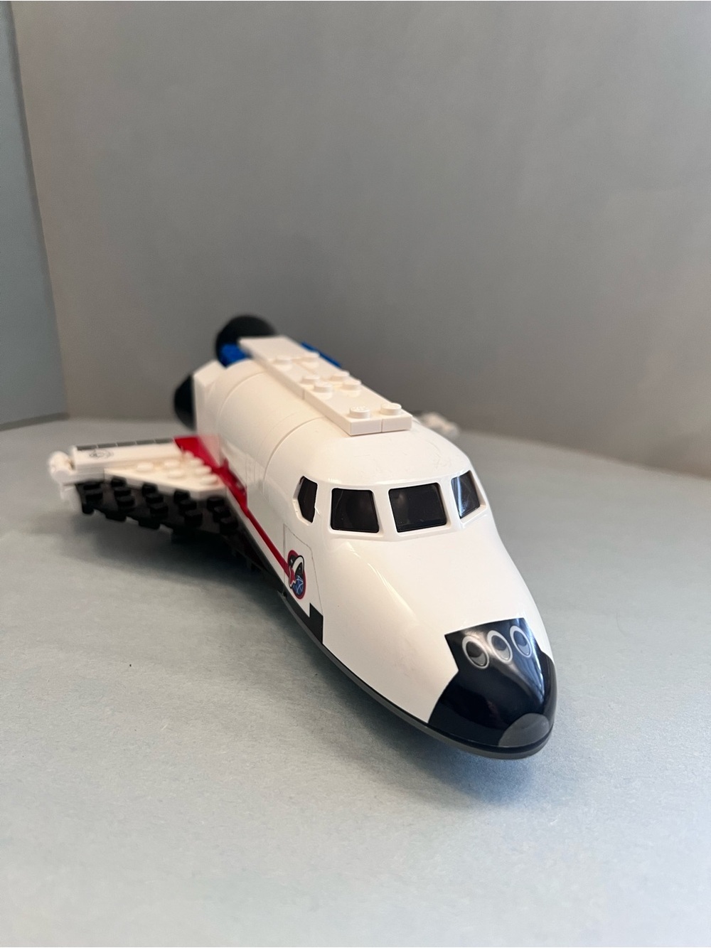 LEGO Utility Shuttle w 2 Astronauts